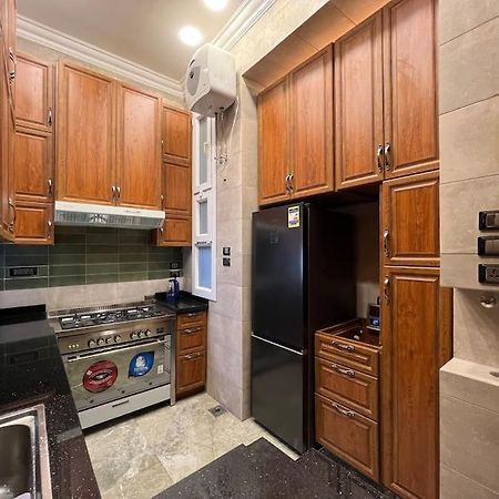 Authentic 3Br Apartment In Downtown, Kairo Exterior foto