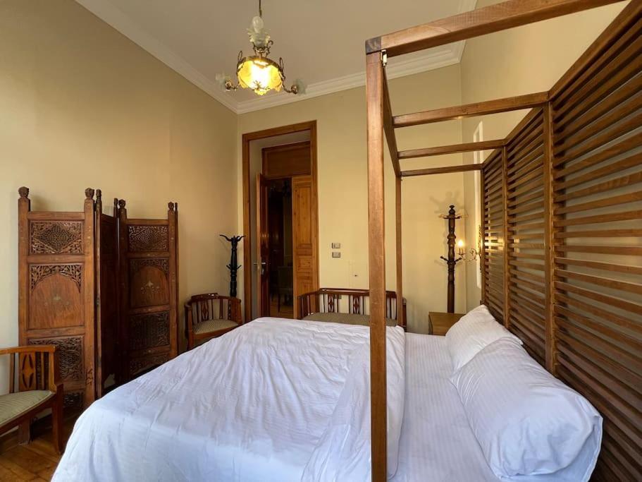 Authentic 3Br Apartment In Downtown, Kairo Exterior foto